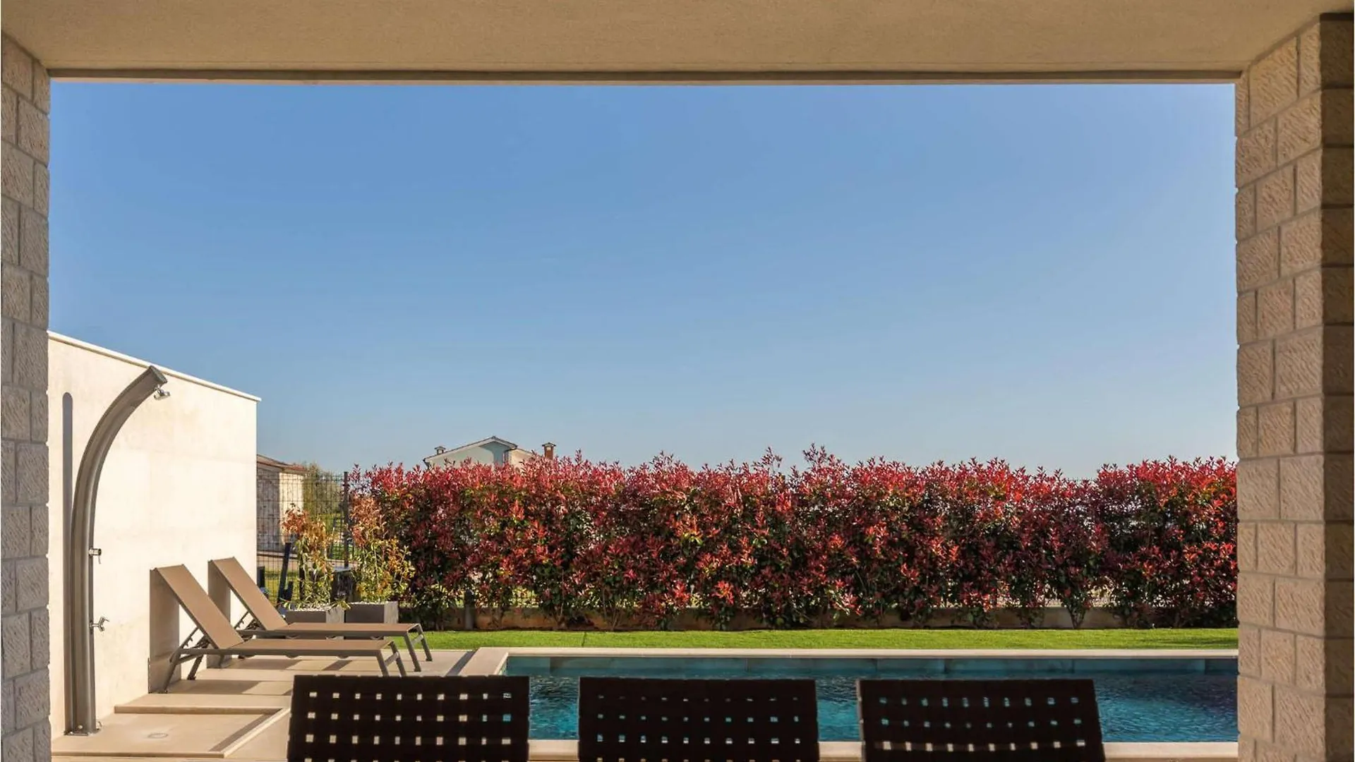 Villa Bor Tar-Vabriga 0*,